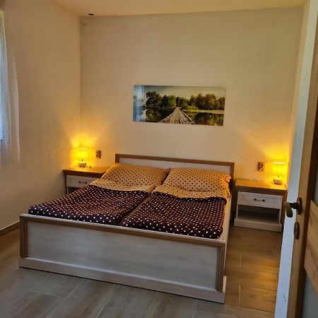 Apartman Sara Lipno nad Vltavou Extérieur photo